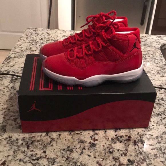 Air Jordan 11 Retro